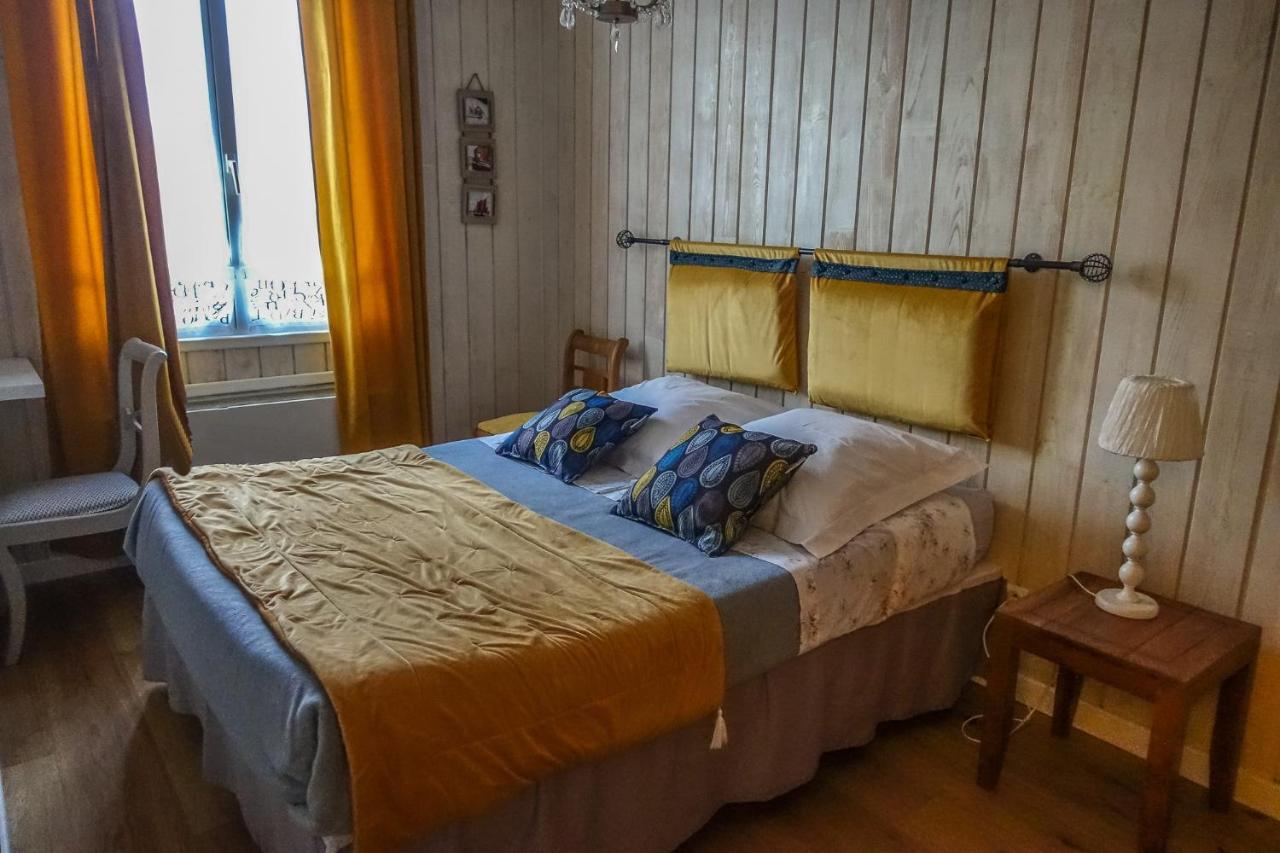 Chambres D'Hotes Loperhet Exterior photo